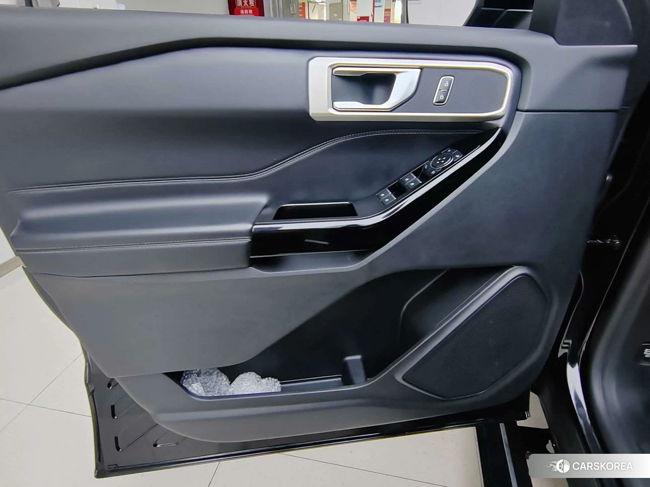 Ford Explorer 2020 Черный из Китая, фото 3