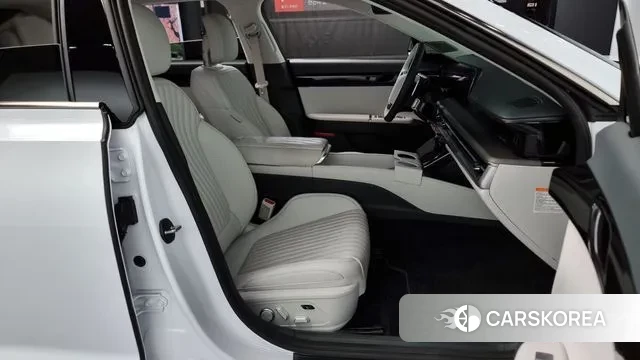 Hyundai Grandeur Hybrid (GN7) 2025 Белый из Кореи, фото 3