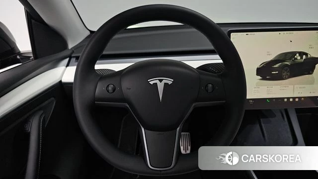 Tesla Model Y 2025 Черный из Кореи, фото 3