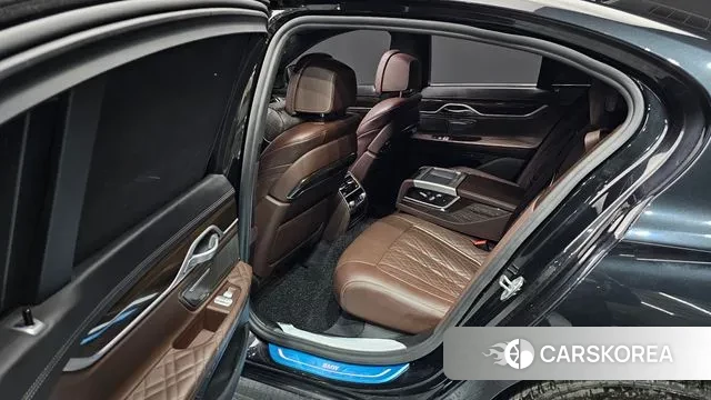 BMW 7 Series (G11) 2021 Черный из Кореи, фото 3