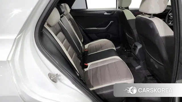 Volkswagen T-Roc 2021 Белый из Кореи, фото 3