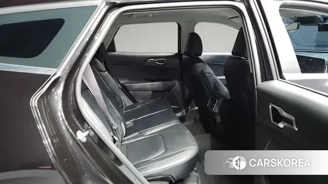 Kia Sportage 5th Generation 2023 Черный из Кореи, фото 3