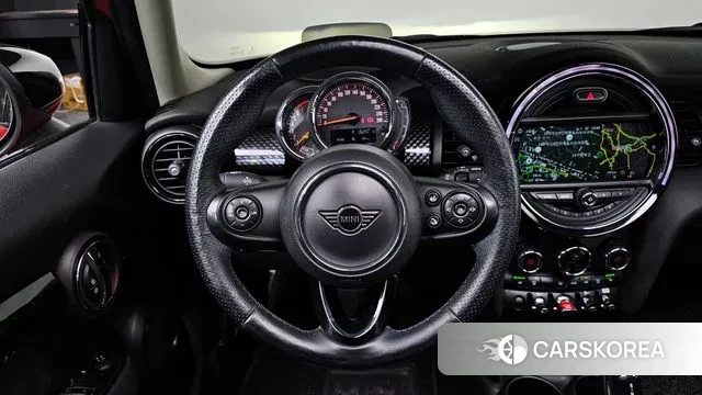 Mini Cooper S 2019 Красный из Кореи, фото 3