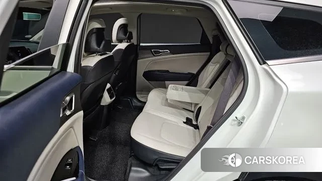 Kia Sportage 5th Generation 2022 Белый из Кореи, фото 3