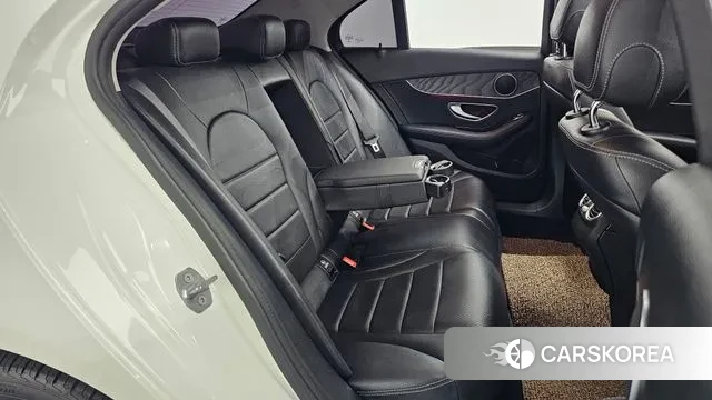 Mercedes-Benz C-Class W205 2019 Белый из Кореи, фото 3