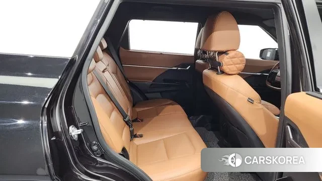 Ssangyong Torres 2024 Черный из Кореи, фото 3