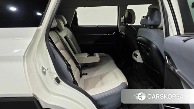 Ssangyong Torres EVX 2024 Белый из Кореи, фото 3