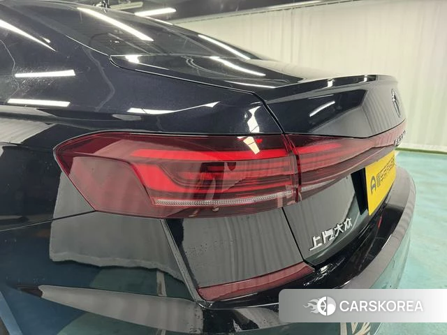 Volkswagen Passat 2025 Черный из Китая, фото 3