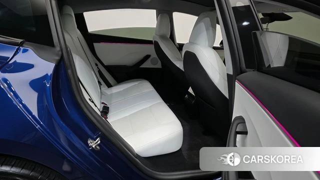 Tesla Model 3 2024 Синий из Кореи, фото 2