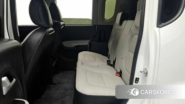 Kia The New Kia Ray EV 2023 Белый из Кореи, фото 3