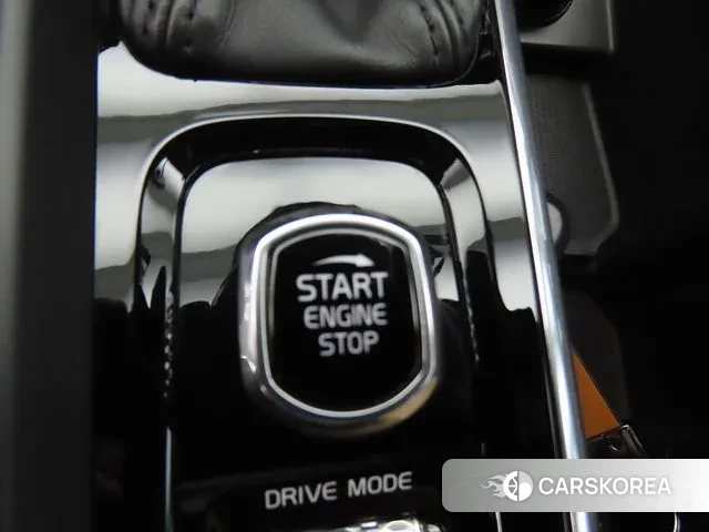 Volvo XC60 second Generation 2019 Белый из Кореи, фото 3