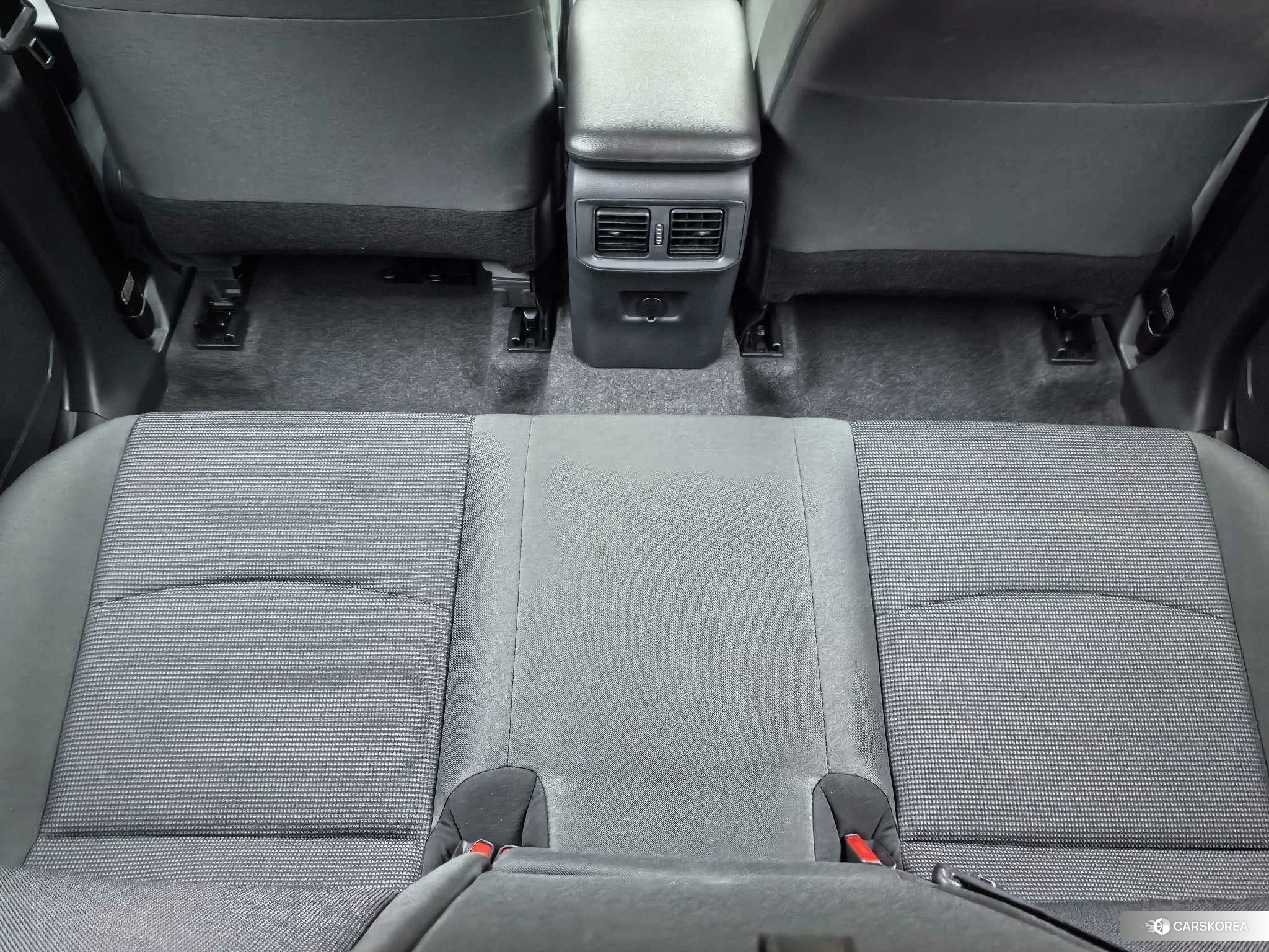 Toyota RAV4 2024 Белый из Китая, фото 3
