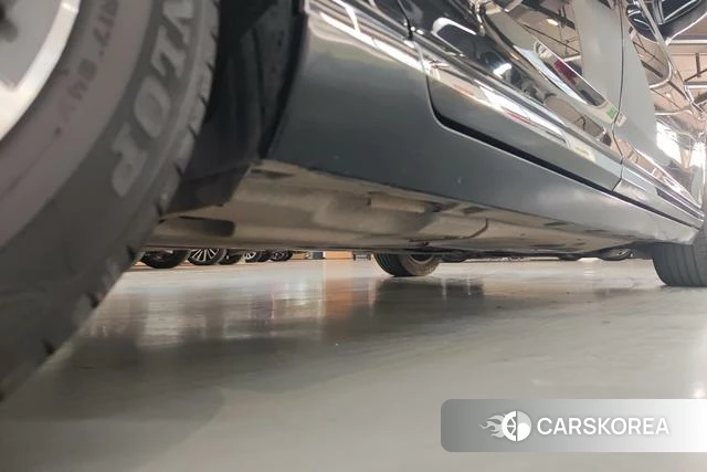 Volkswagen Magotan PHEV 2023 Черный из Китая, фото 3