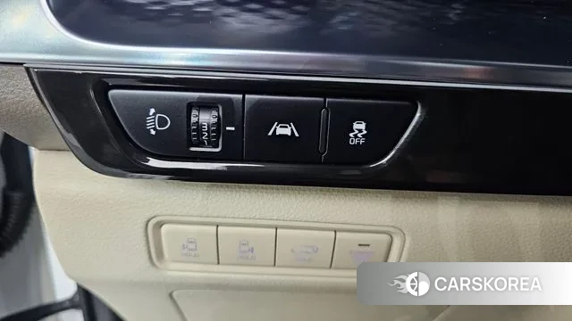 Kia Carnival 4th generation 2023 Белый из Кореи, фото 3