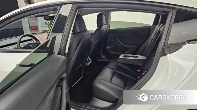 Tesla Model 3 2022 Белый из Кореи, фото 3