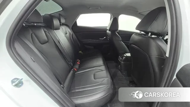 Hyundai The New Avante Hybrid (CN7) 2025 Белый из Кореи, фото 3