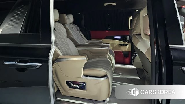 Kia Carnival 4th generation 2023 Черный из Кореи, фото 3