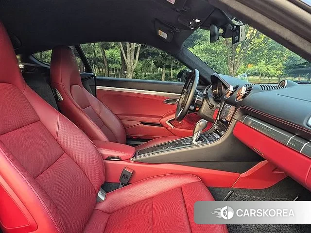 Porsche 718 Cayman 2019 Черный из Кореи, фото 3