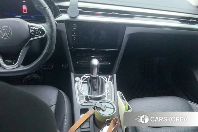 Volkswagen CC 2023 Белый из Китая, фото 3