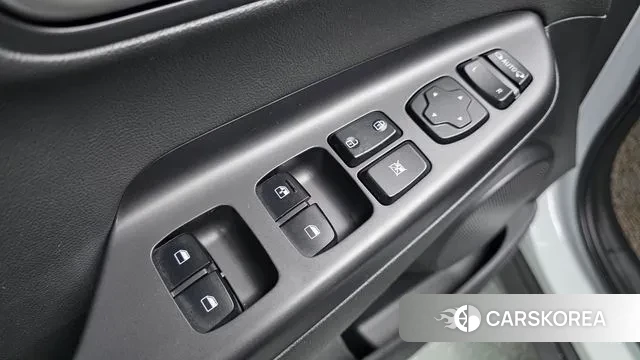 Hyundai Kona 2018 Белый из Кореи, фото 3