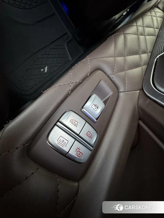BMW 7 series 2022 Черный из Китая, фото 3