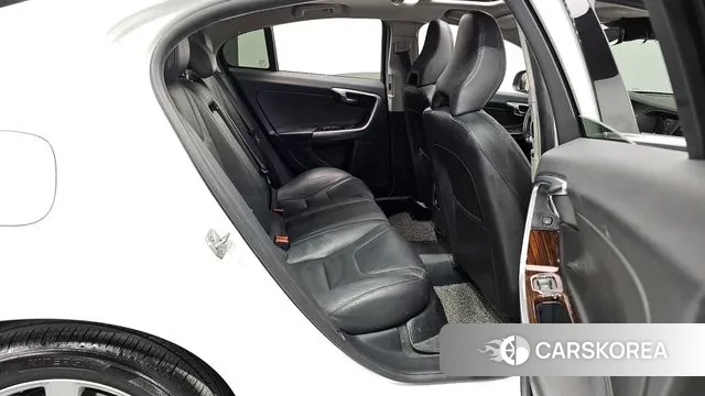 Volvo S60 2018 Белый из Кореи, фото 3