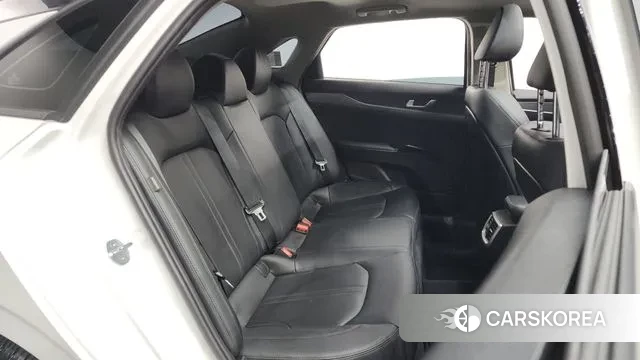 Kia The New K5 3rd generation 2024 Белый из Кореи, фото 3