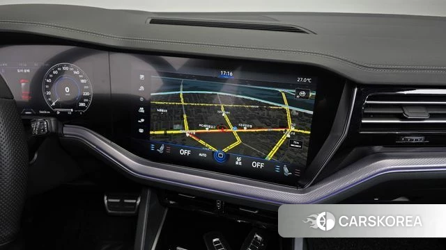Volkswagen Touareg 3rd generation 2023 Синий из Кореи, фото 3