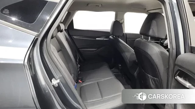 Kia Seltos 2021 Серый из Кореи, фото 3