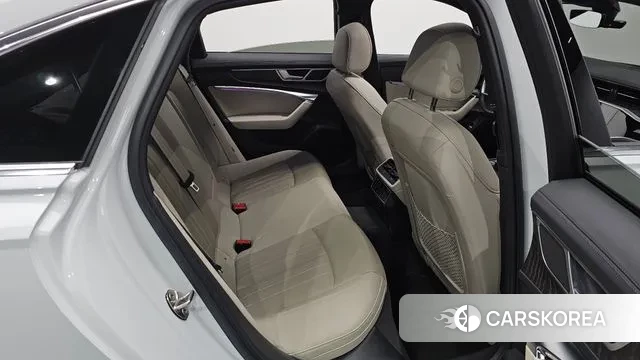 Audi A6 (C8) 2022 Белый из Кореи, фото 3