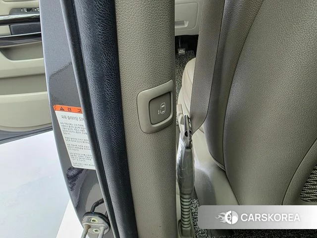 Kia The New Carnival 2019 Серый из Кореи, фото 3