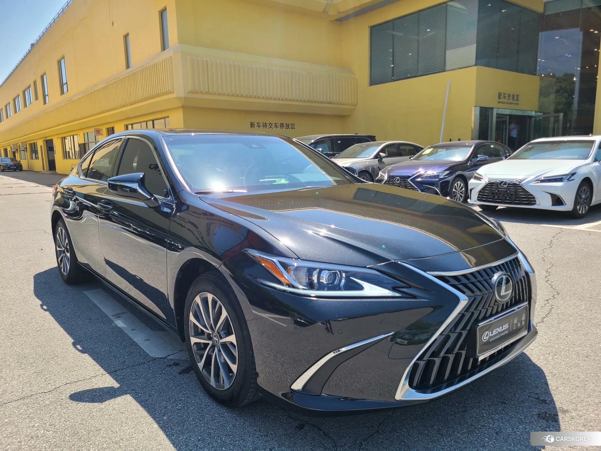 Lexus ES 2024 Черный из Китая, фото 3