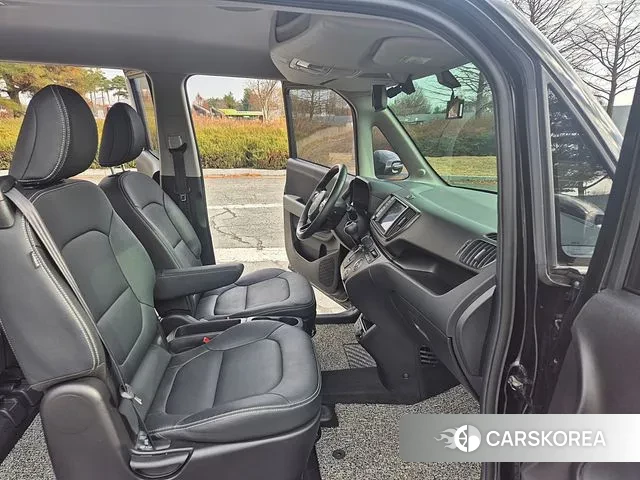 Kia The New Kia Ray 2023 Черный из Кореи, фото 3