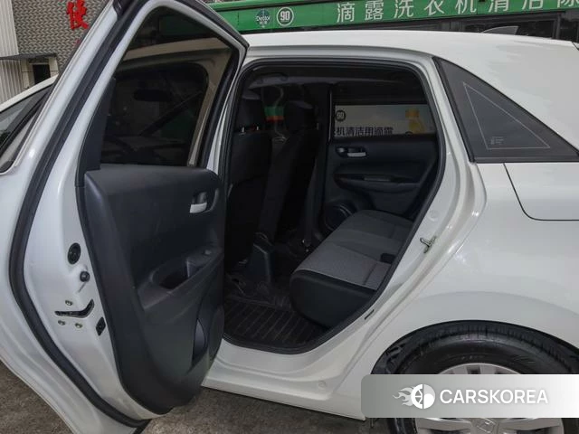 Honda Fit 2023 Белый из Китая, фото 3
