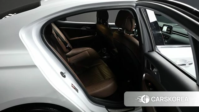 Genesis G70 2018 Белый из Кореи, фото 3