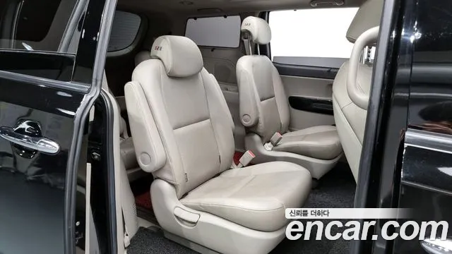 Kia All New Carnival id 2687778 из Кореи 3