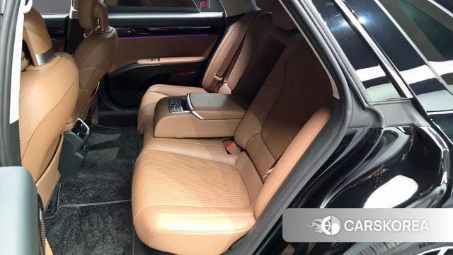 Hyundai Grandeur Hybrid (GN7) 2023 Черный из Кореи, фото 3