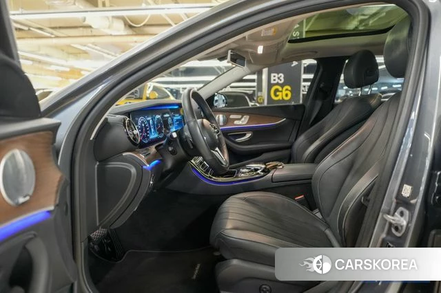 Mercedes-Benz E-Class W213 2019 Серый из Кореи, фото 3