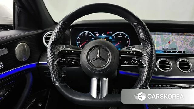 Mercedes-Benz E-Class W213 2022 Белый из Кореи, фото 3
