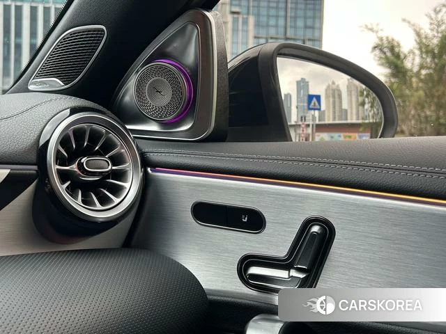 Mercedes-Benz Class A AMG 2024 Белый из Китая, фото 3