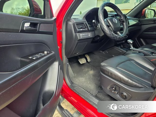 Ssangyong Rexton Sports Cannes 2020 Красный из Кореи, фото 3