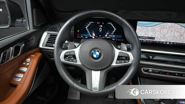 BMW X7 (G07) 2024 Черный из Кореи, фото 3