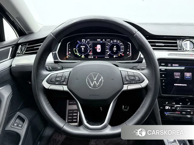 Volkswagen Magotan PHEV 2023 Черный из Китая, фото 3
