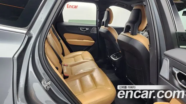 Volvo XC60 second Generation 2018 Серый из Кореи, фото 3