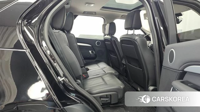 Land Rover Discovery 5 2020 Черный из Кореи, фото 3