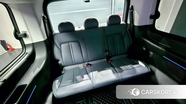 Hyundai Staria 2021 Белый из Кореи, фото 3