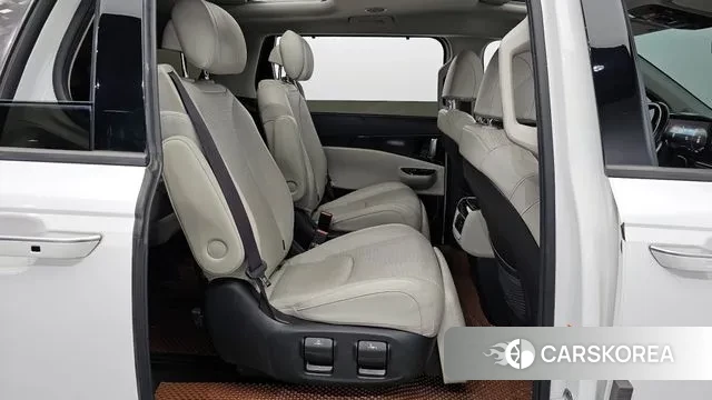 Kia Carnival 4th generation 2021 Белый из Кореи, фото 3