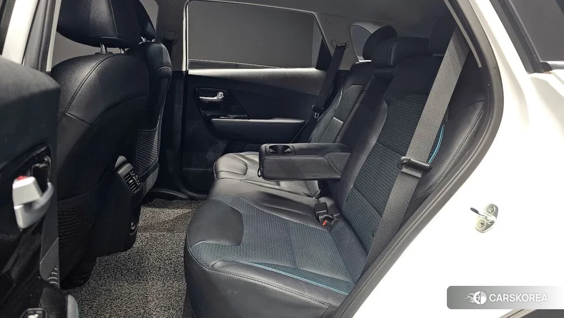 Kia Niro EV 2018 из Кореи, фото 3