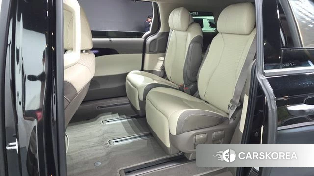 Kia Carnival 4th generation 2022 Черный из Кореи, фото 3