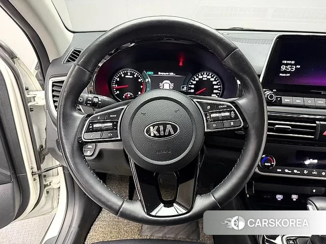 Kia Seltos 2021 Белый из Кореи, фото 3